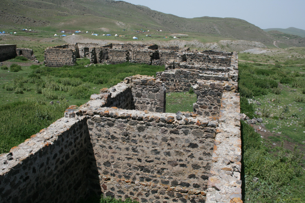 Serdarbulak Kişla Binasi Iğdır