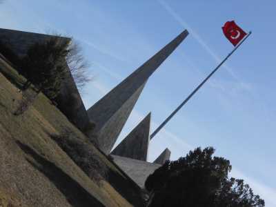 Zafertepe Çalköy Zafer Anıtı