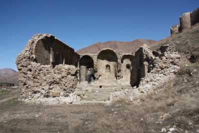 AŞAĞI KİLİSE (İl Kültür ve Turizm Müdürlüğü Arşivi)