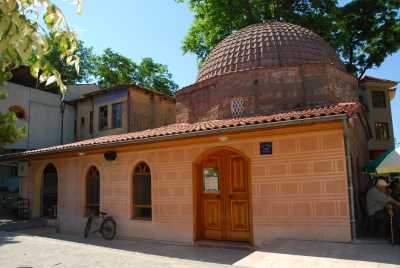 Hacı Özbek Camii (Çarşı Mescidi), Bursa Valiliği arşivinden 2012 yılında alınmıştır.