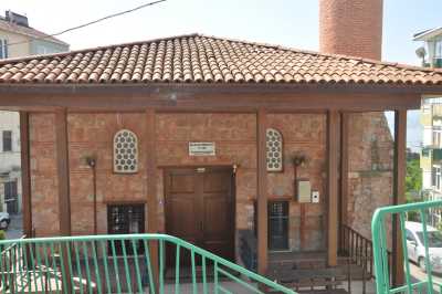 Alaca Mescit Camii