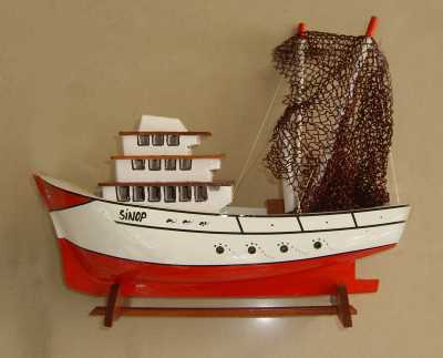 Gemi/Tekne Modelleri (Fotoğraf: İl  Kültür ve Turizm Müdürlüğü Arşivi)