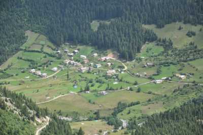 Çifteköprü (meles) Yaylası Kaynak: Rize İl Kültür ve Turizm Müdürlüğü Fotoğraf Arşivi