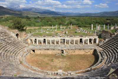Afrodisyas Tiyatrosu