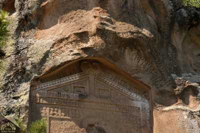 Midas Anıtı (Yazılıkaya), Han İlçesi