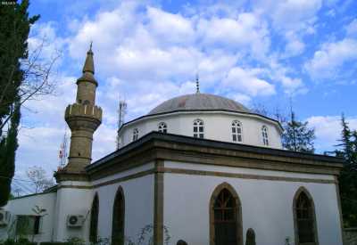 Ahi Evren Dede Cami