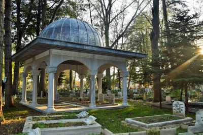 Hafız Hasan Şen Efendi Modern Anıt Mezar Yapısı